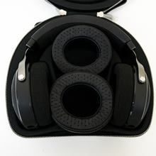 Load image into Gallery viewer, Focal Elear Bundle with Earpads and Hard-Shell Case