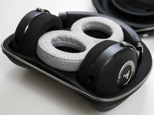 Load image into Gallery viewer, Focal Elear Bundle with Earpads and Hard-Shell Case